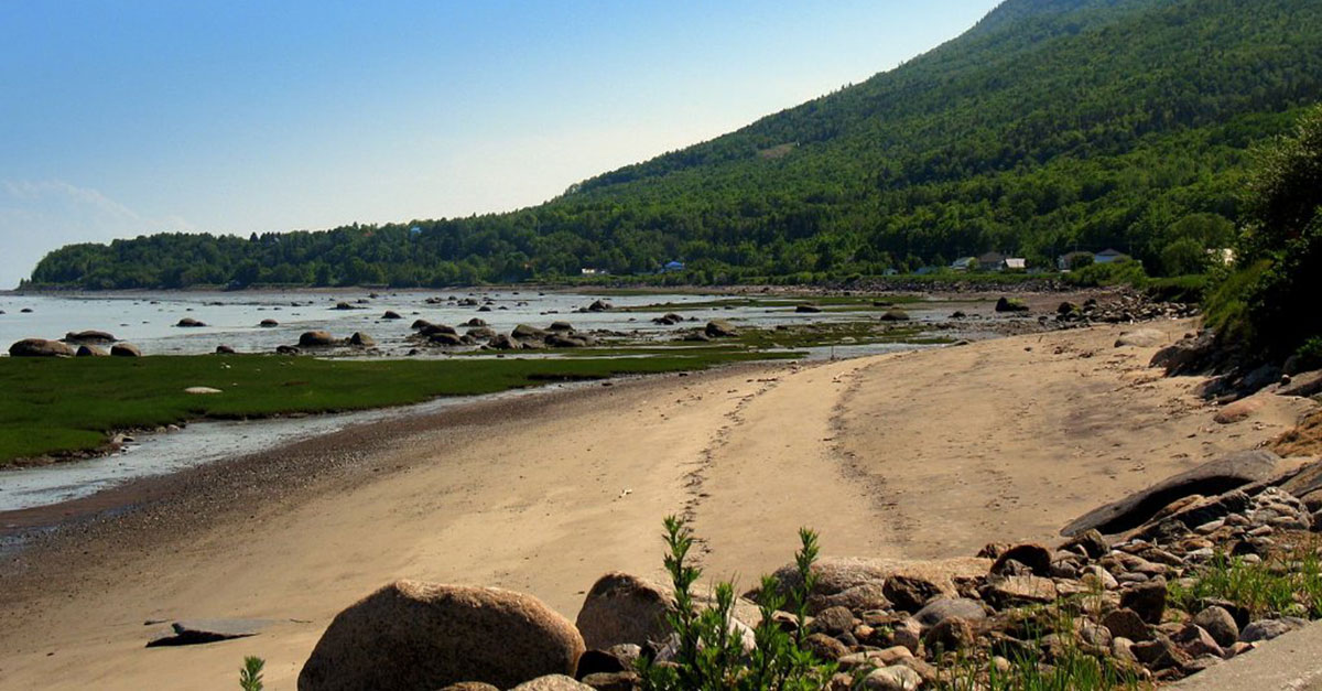 Walking along the riverside in Petite-Rivière-Saint-François